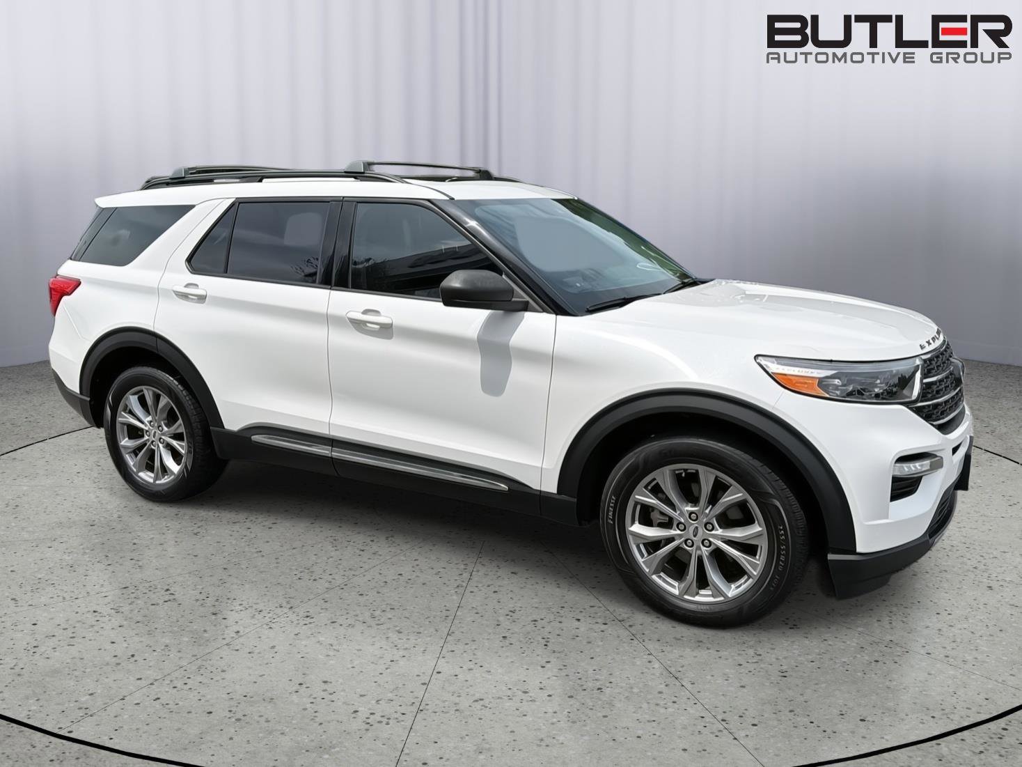 Certified 2022 Ford Explorer XLT w/ Equipment Group 202A RWD image 7