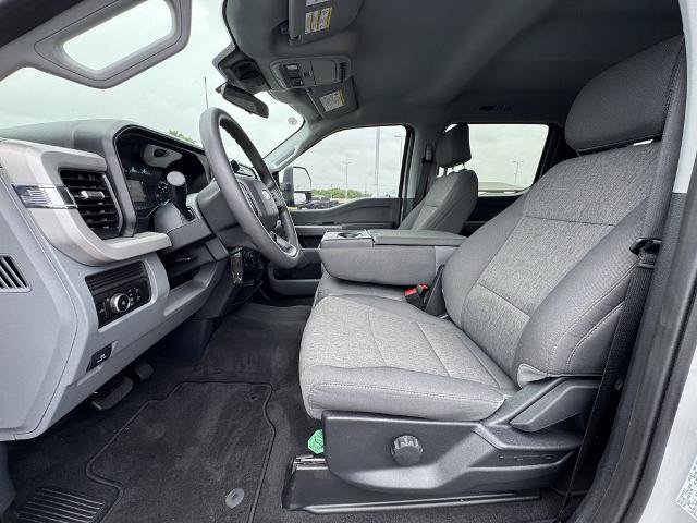 Certified 2025 Ford F250 XL w/ STX Appearance Package AWD/4WD image 13