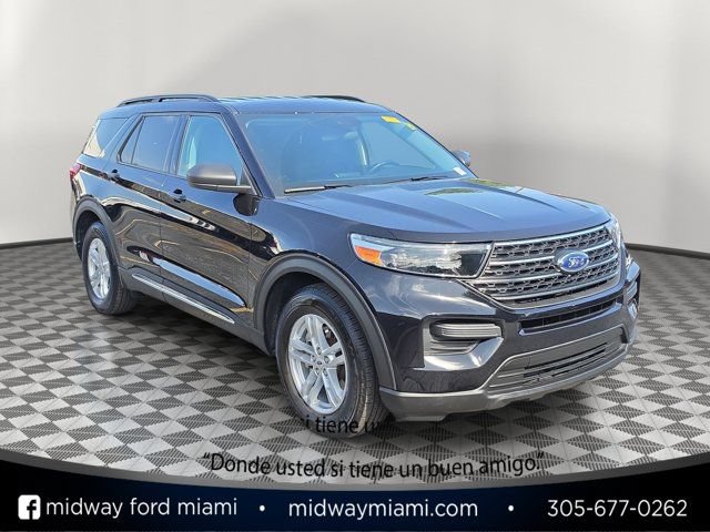 Certified 2023 Ford Explorer XLT RWD image 1