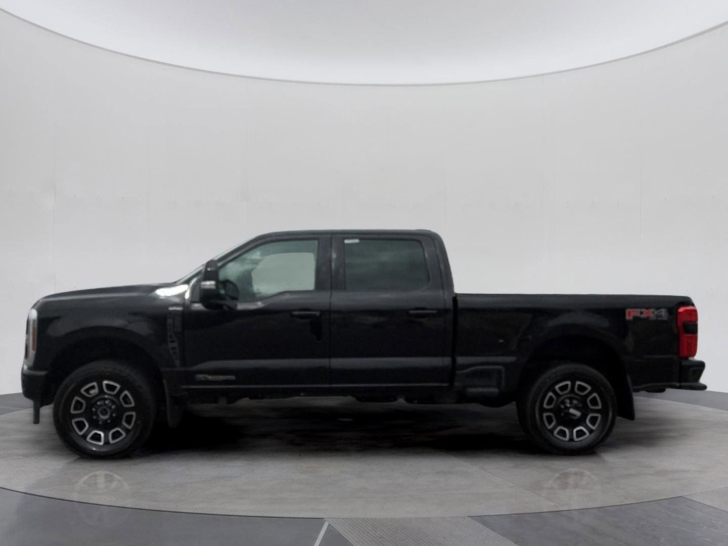 Certified 2025 Ford F250 Platinum video 2