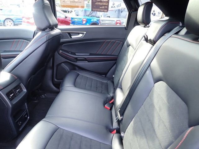 Certified 2022 Ford Edge ST-Line AWD/4WD image 18