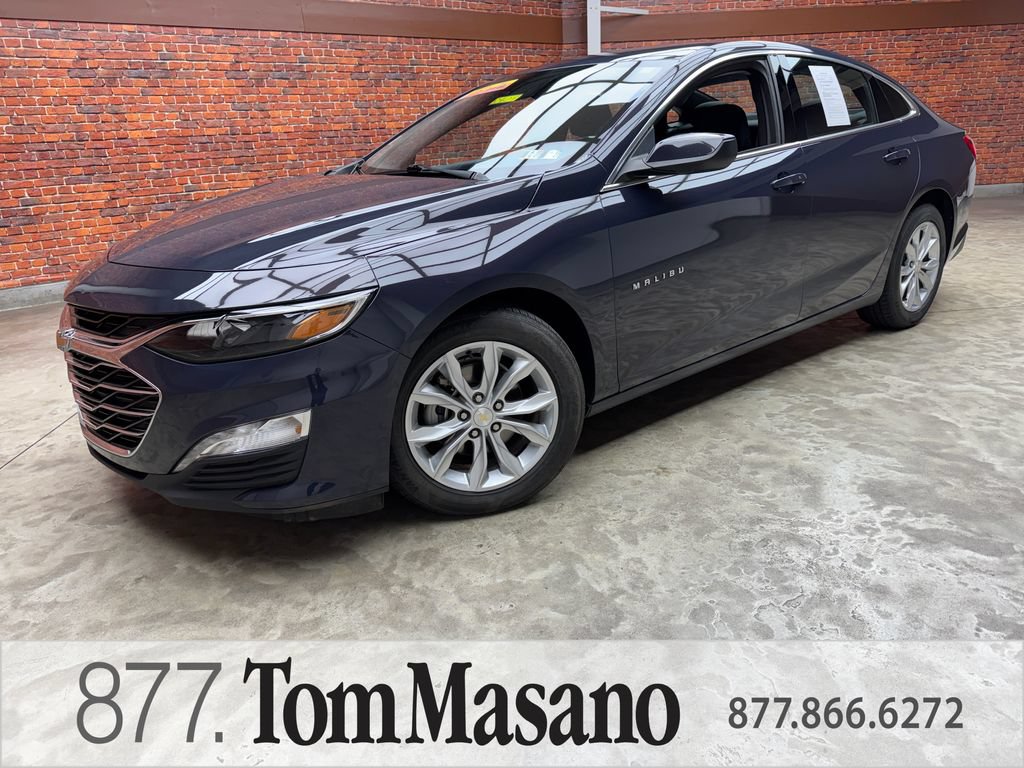 Used 2025 Chevrolet Malibu LT FWD image 1
