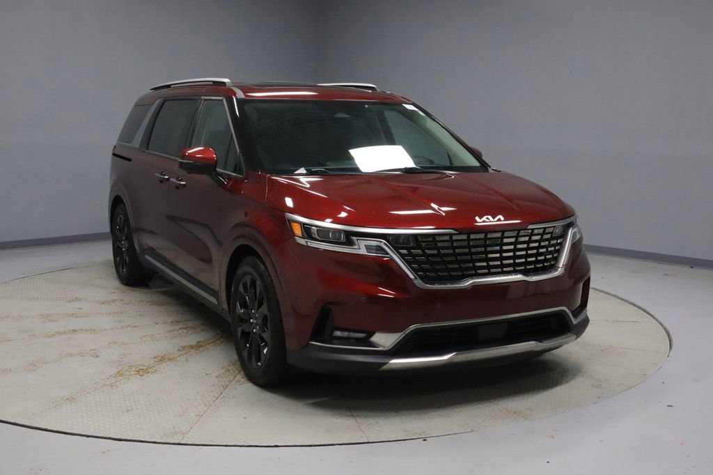 Used 2024 Kia Carnival SX Prestige image 7