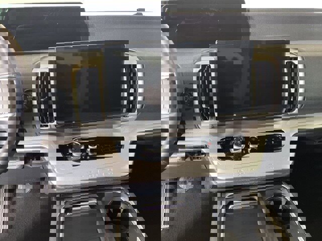 Certified 2025 Ford Expedition Active image 26