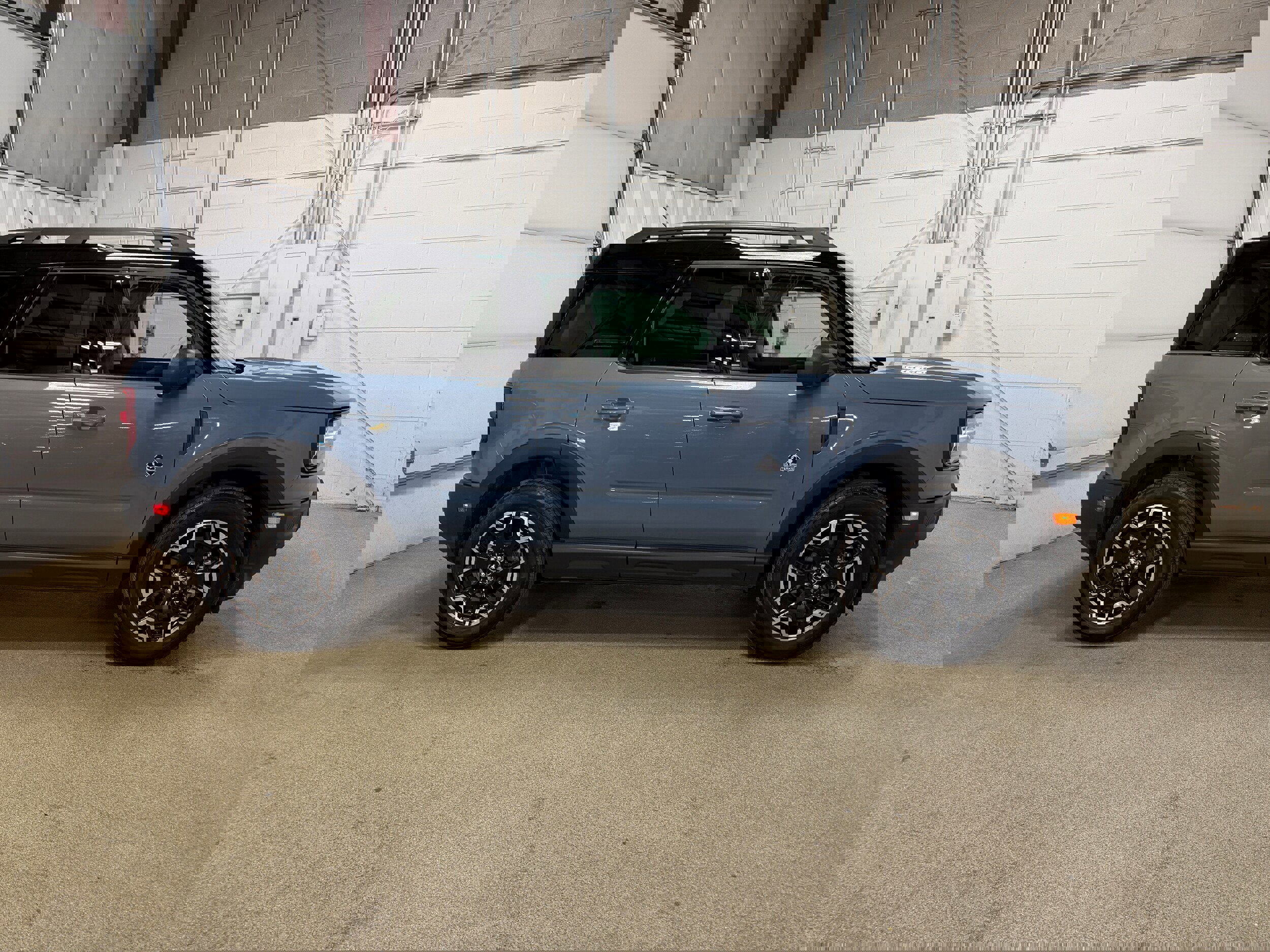 Certified 2025 Ford Bronco Sport Outer Banks w/ Outer Banks Tech Package+ image 2