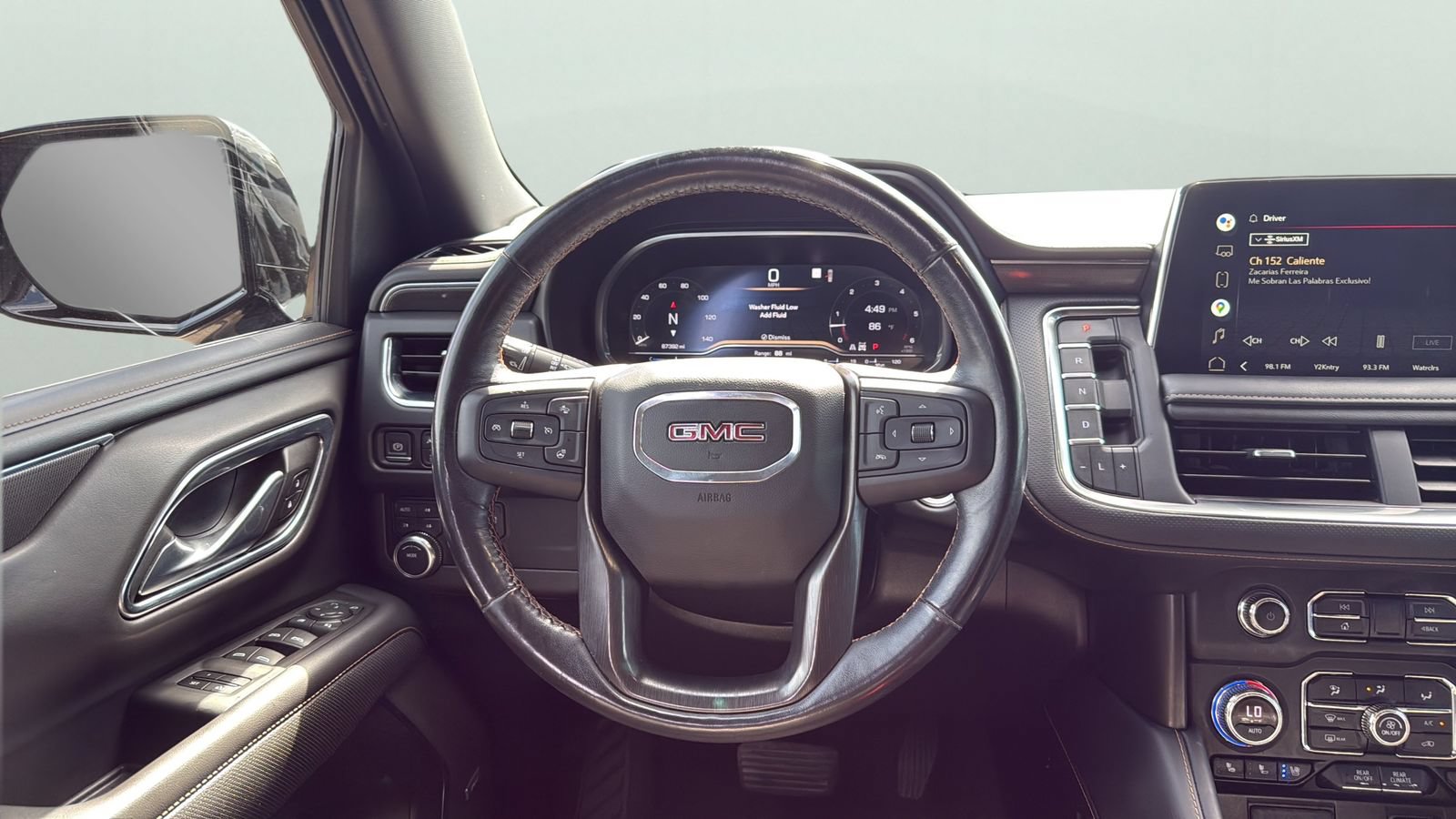 Used 2022 GMC Yukon AT4 AWD/4WD image 10
