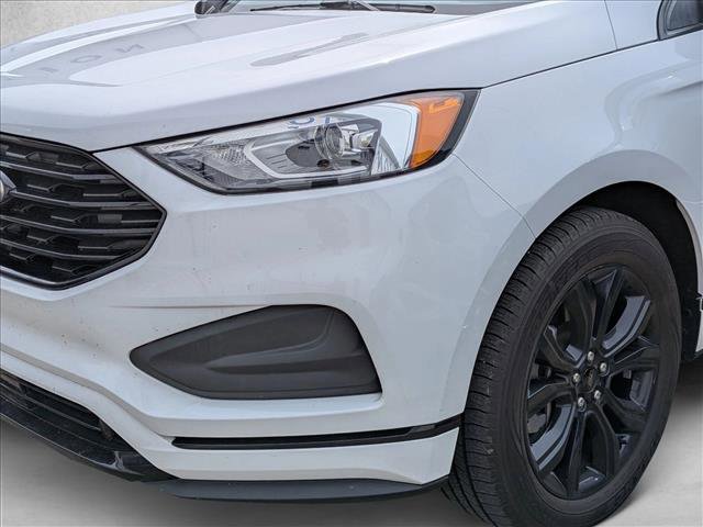 Certified 2022 Ford Edge SE w/ Black Appearance Package AWD/4WD image 9