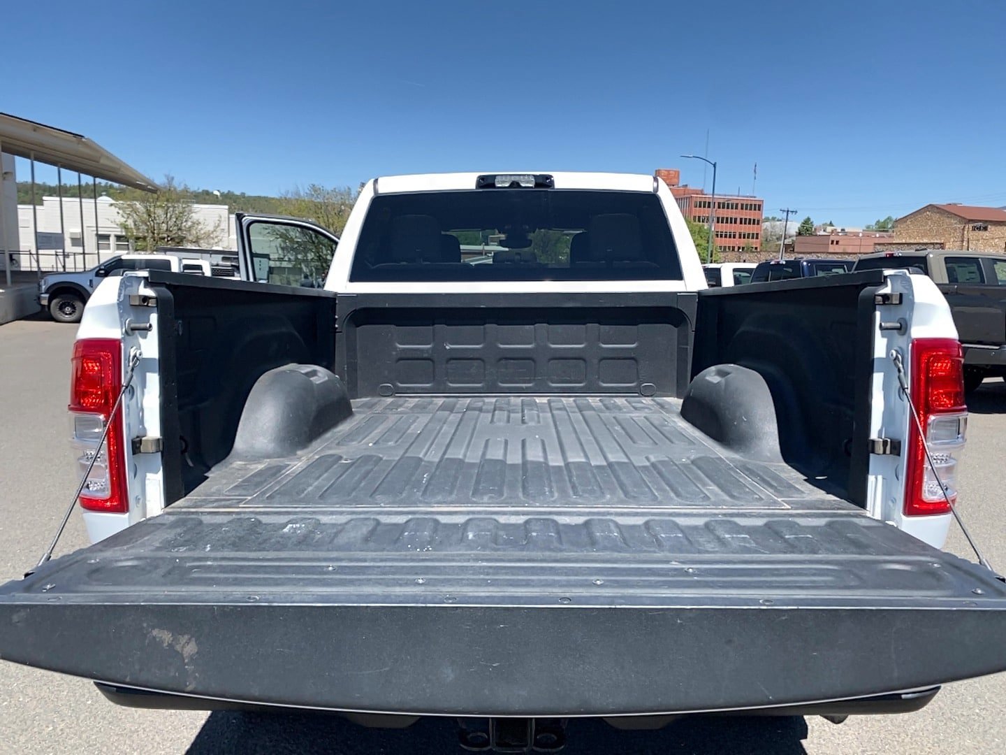 Used 2023 RAM 2500 Big Horn w/ Level 1 Equipment Group AWD/4WD image 20