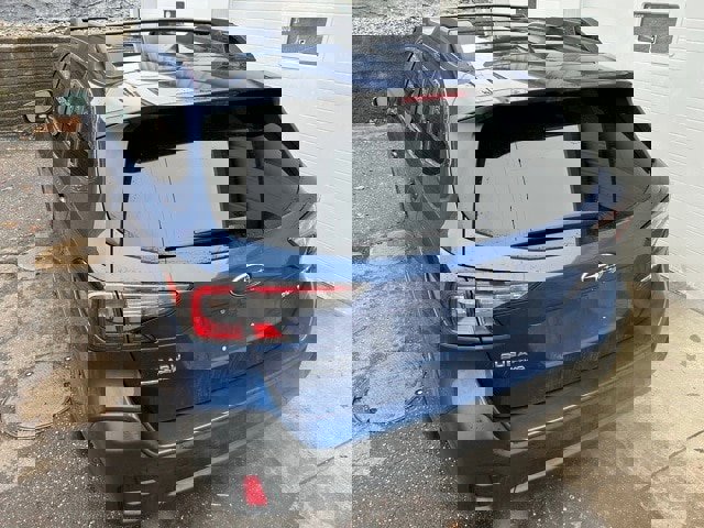 Used 2022 Subaru Outback Premium image 4