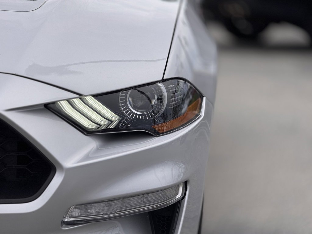 Certified 2019 Ford Mustang Coupe image 8