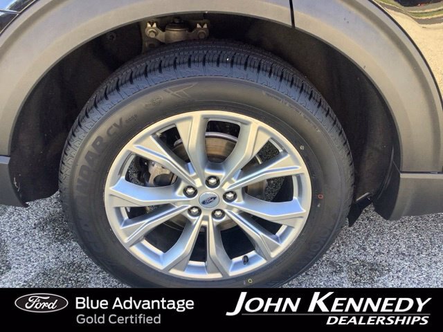 Certified 2023 Ford Explorer XLT w/ Equipment Group 202A AWD/4WD image 39