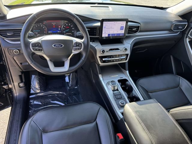 Certified 2023 Ford Explorer XLT w/ Equipment Group 202A AWD/4WD image 20