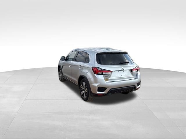 Used 2020 Mitsubishi Outlander Sport ES image 2