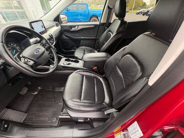 Certified 2022 Ford Escape SEL AWD/4WD image 10