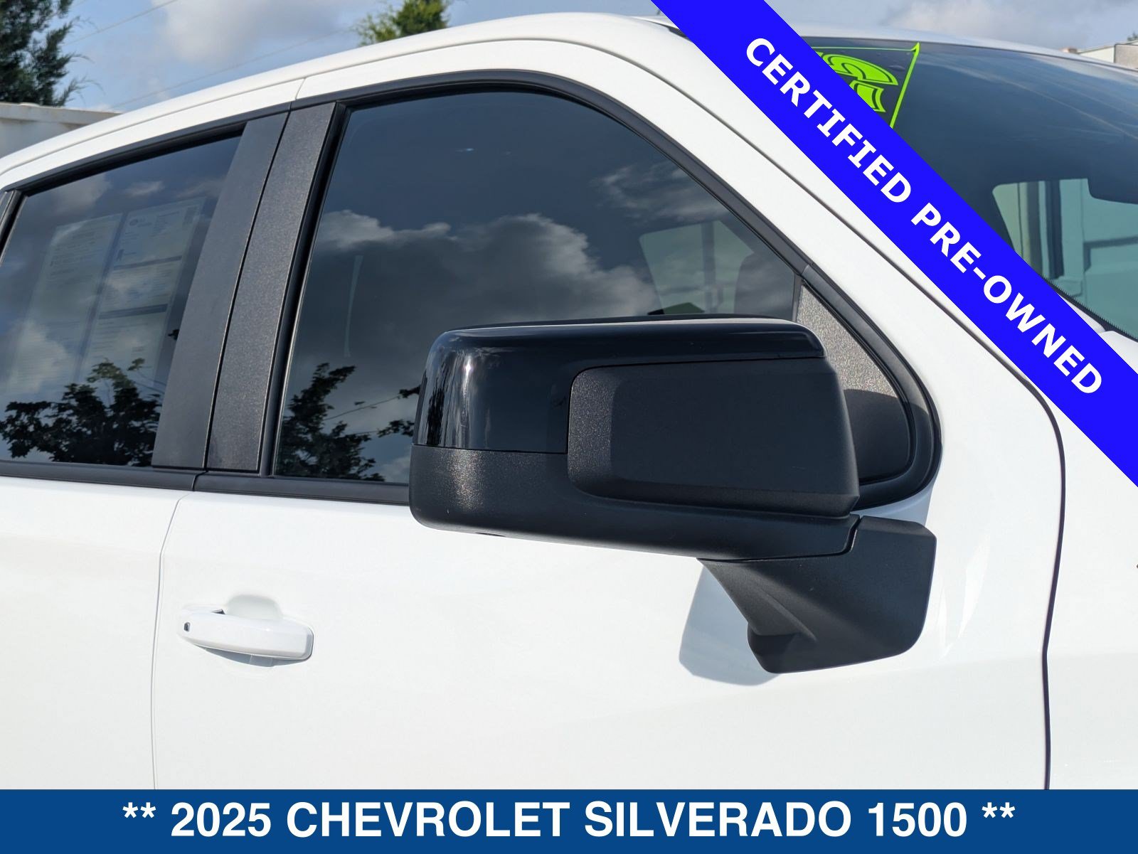 Used 2025 Chevrolet Silverado 1500 RST AWD/4WD image 10