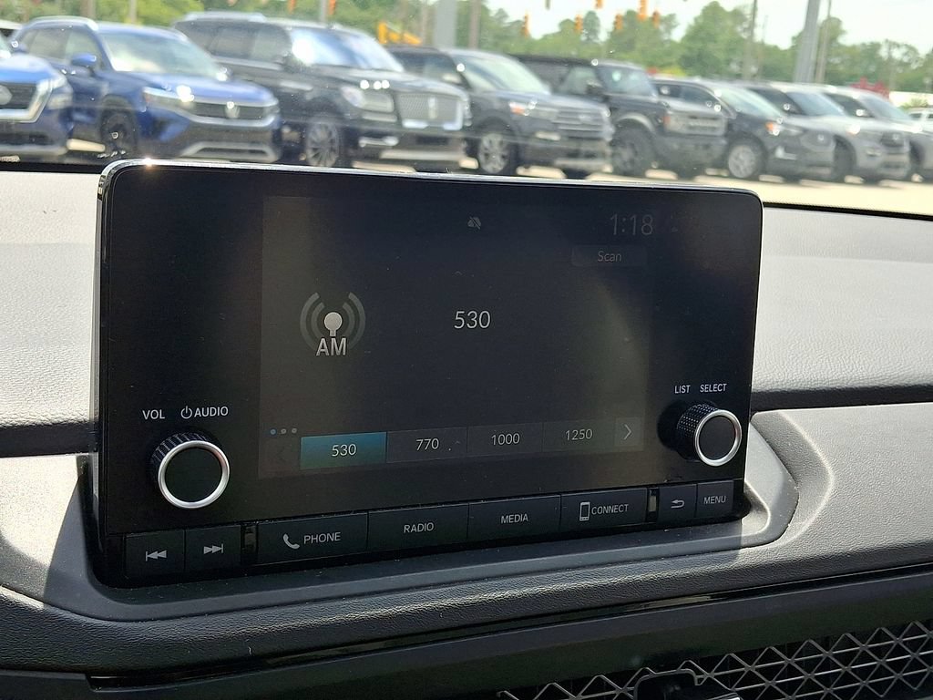 Used 2025 Honda Accord SE image 17