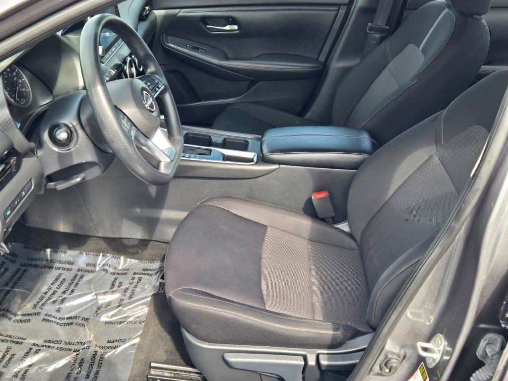 Used 2024 Nissan Sentra SV FWD image 20
