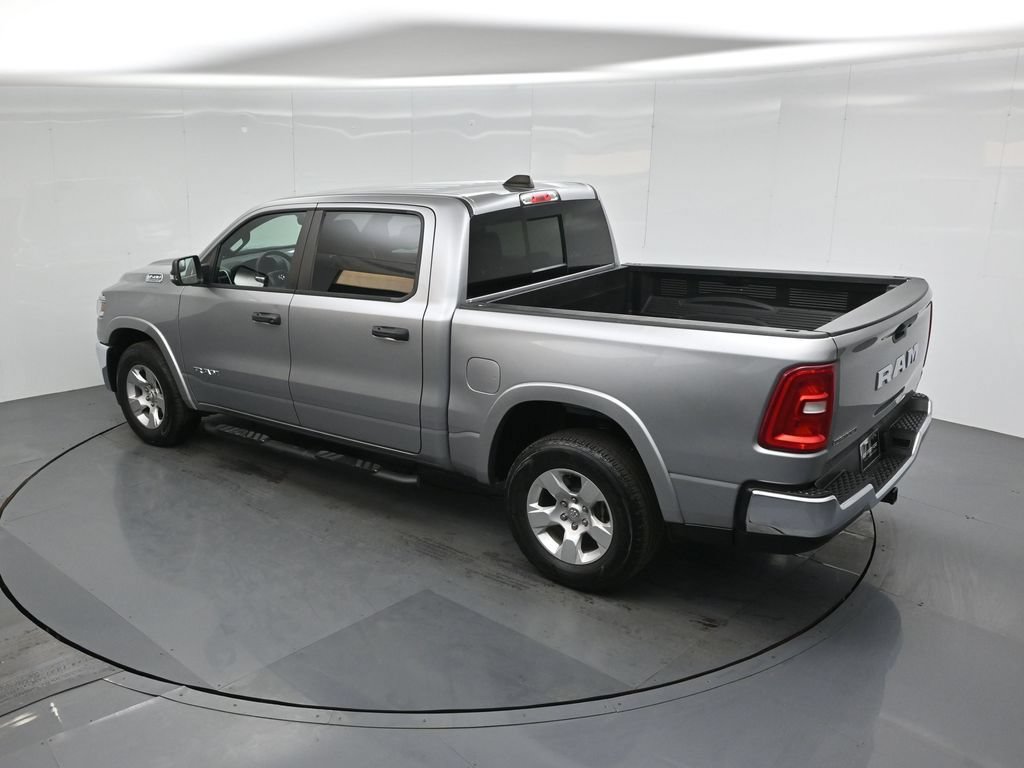 Used 2025 RAM 1500 Big Horn RWD image 40