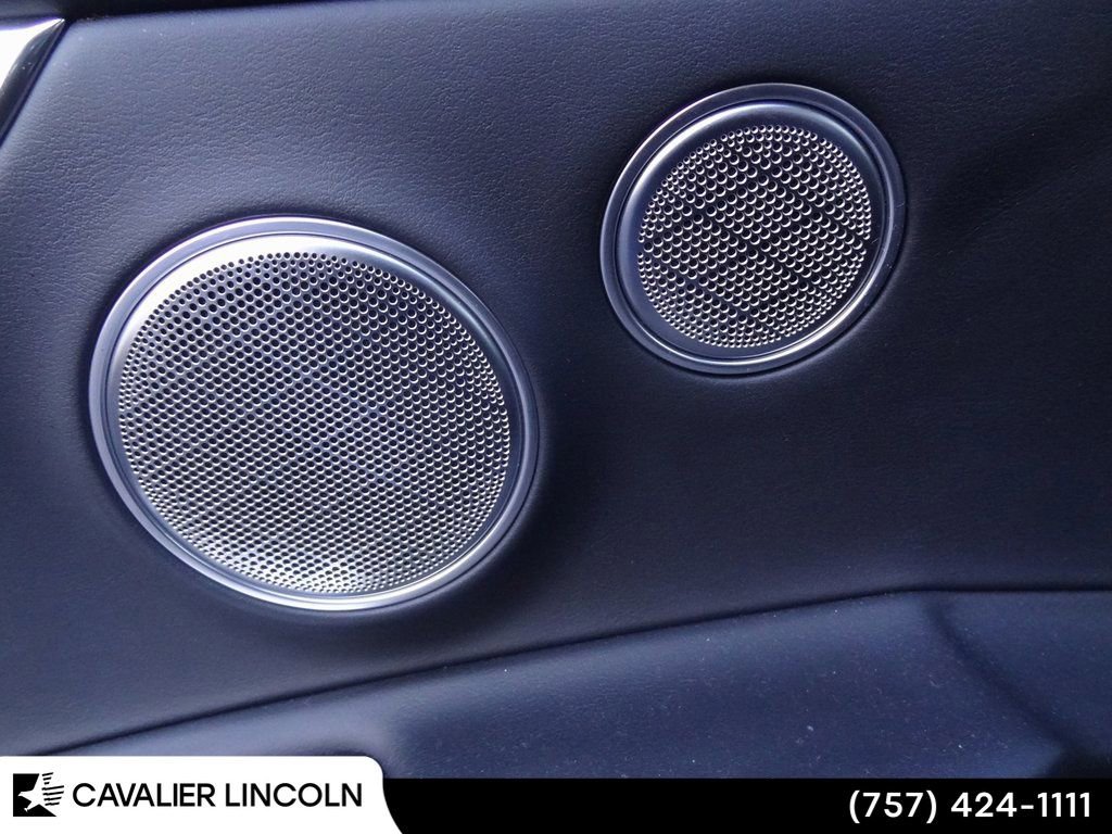 Used 2021 Genesis GV80 2.5T w/ Advanced Package 02 image 17