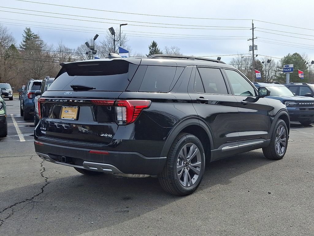 Certified 2025 Ford Explorer Active w/ Active Comfort Package image 5