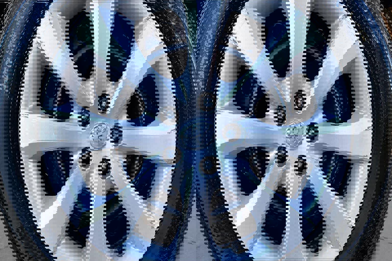 Used 2023 Toyota Corolla LE image 13