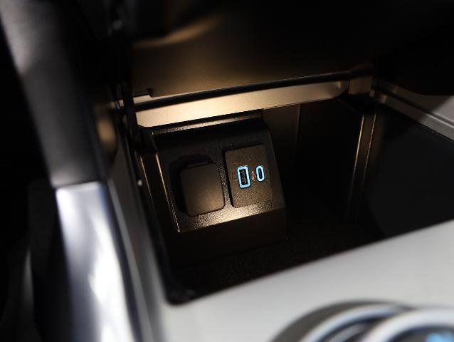 Certified 2023 Ford Explorer XLT w/ Equipment Group 202A AWD/4WD image 33