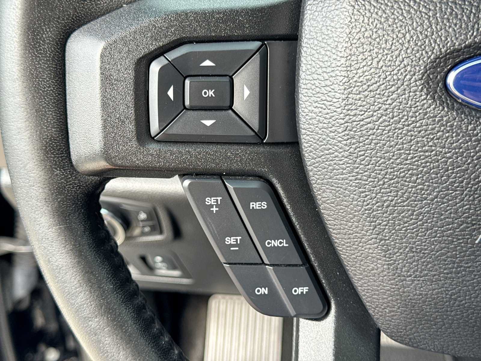 Certified 2018 Ford F150 XLT w/ Equipment Group 302A Luxury AWD/4WD image 22