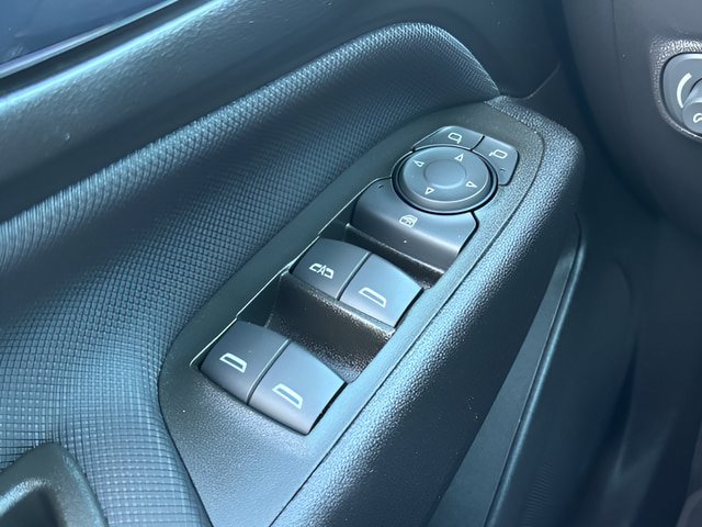 Used 2023 Chevrolet Equinox RS AWD/4WD image 18