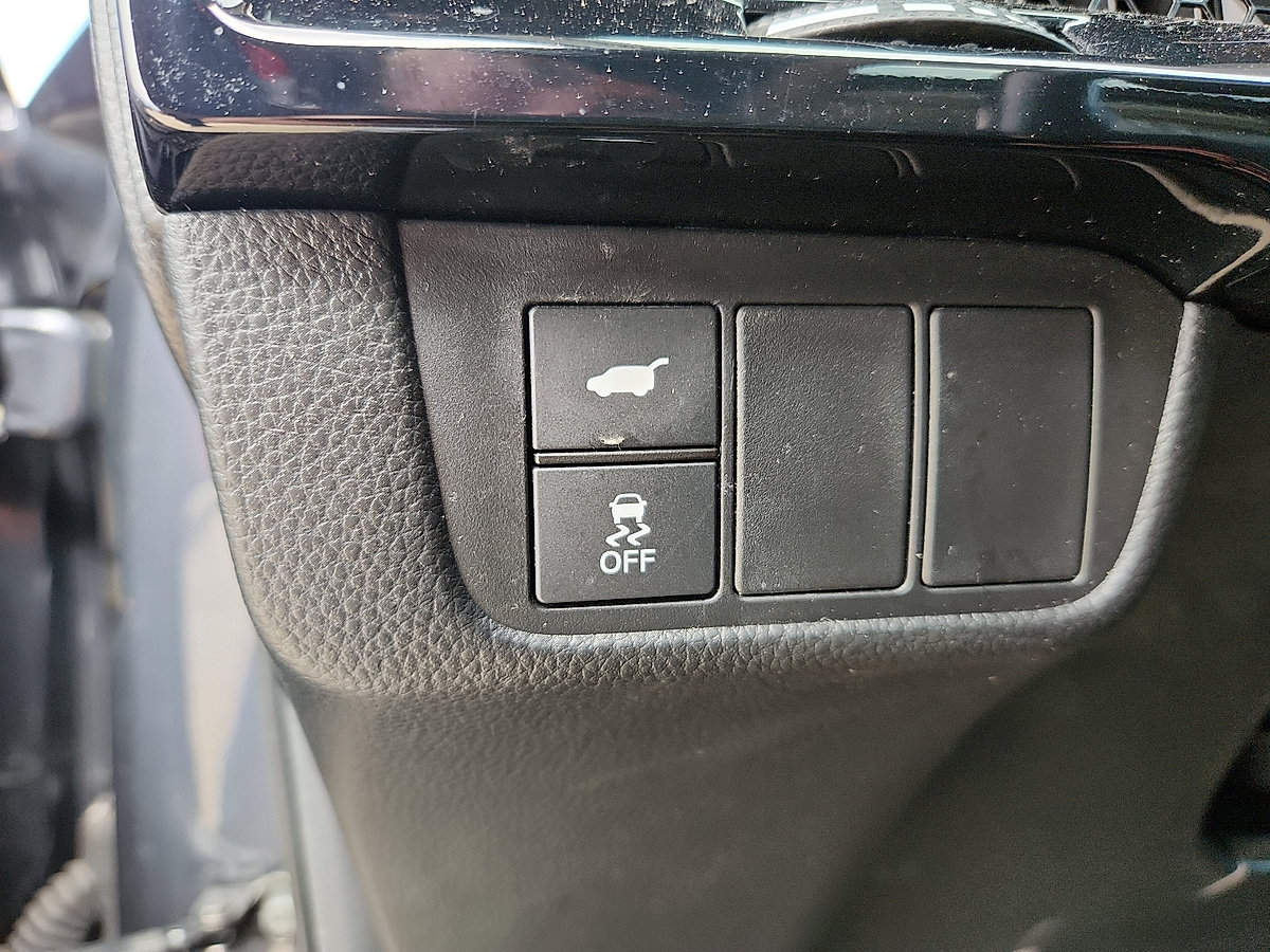 Used 2025 Honda CR-V EX-L image 19