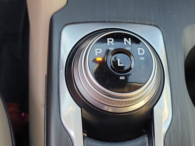 Certified 2020 Ford Escape SEL image 23