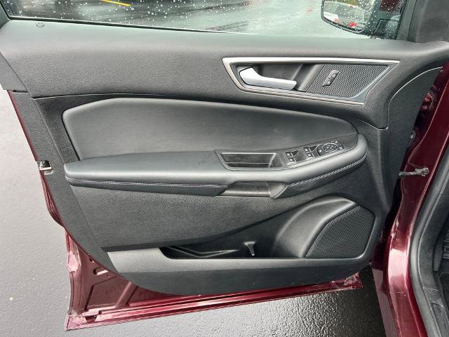 Certified 2024 Ford Edge SEL w/ Convenience Package image 12