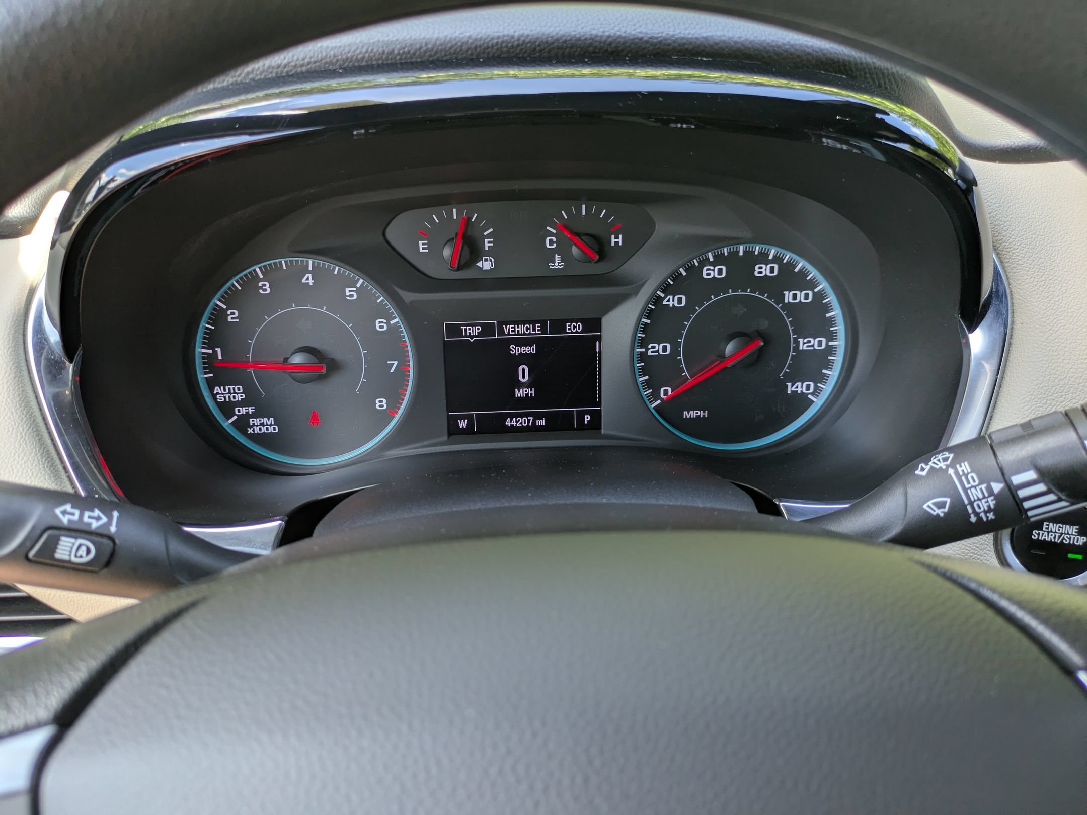 Used 2023 Chevrolet Traverse LS FWD image 16