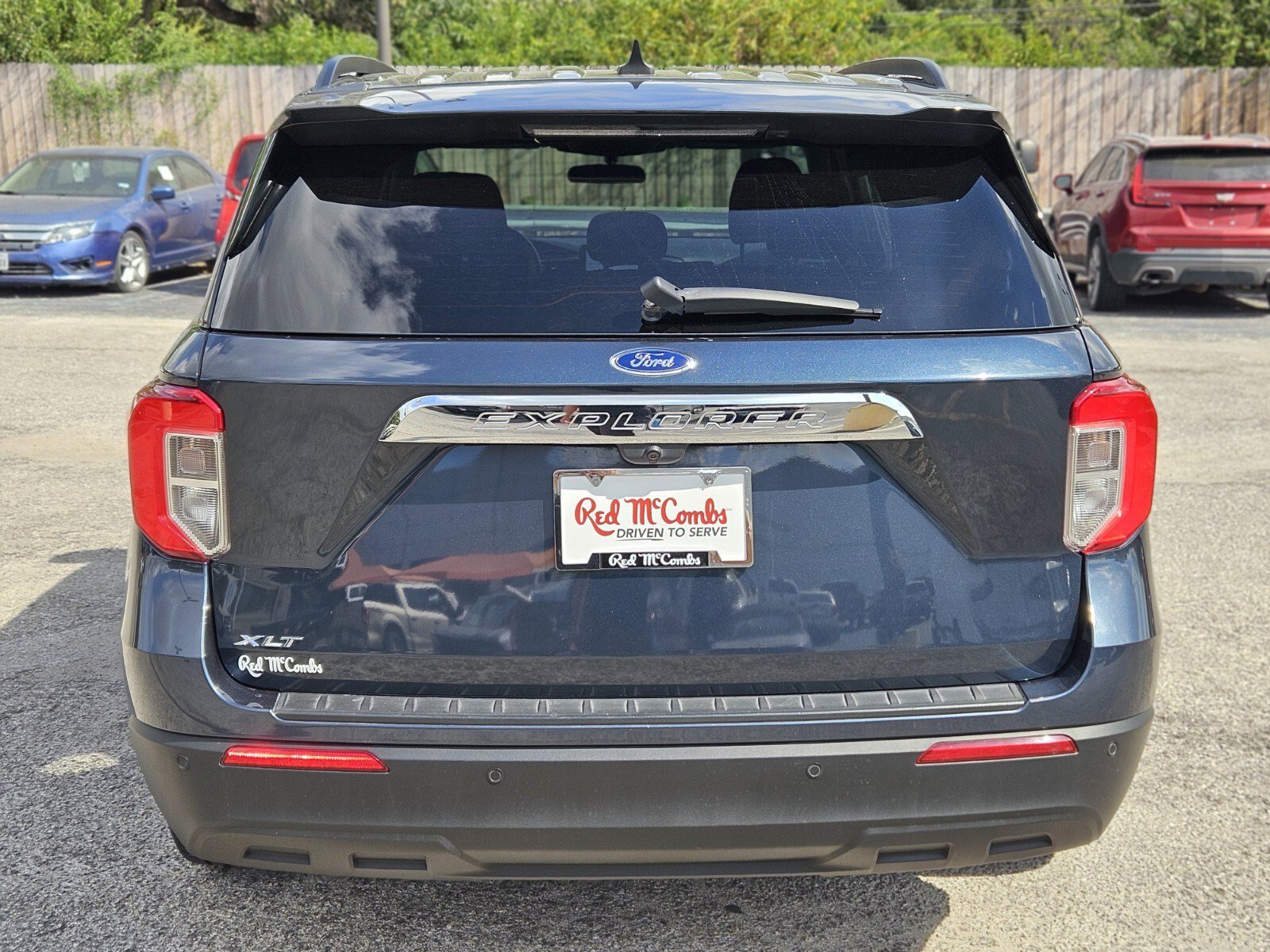 Certified 2024 Ford Explorer XLT image 4