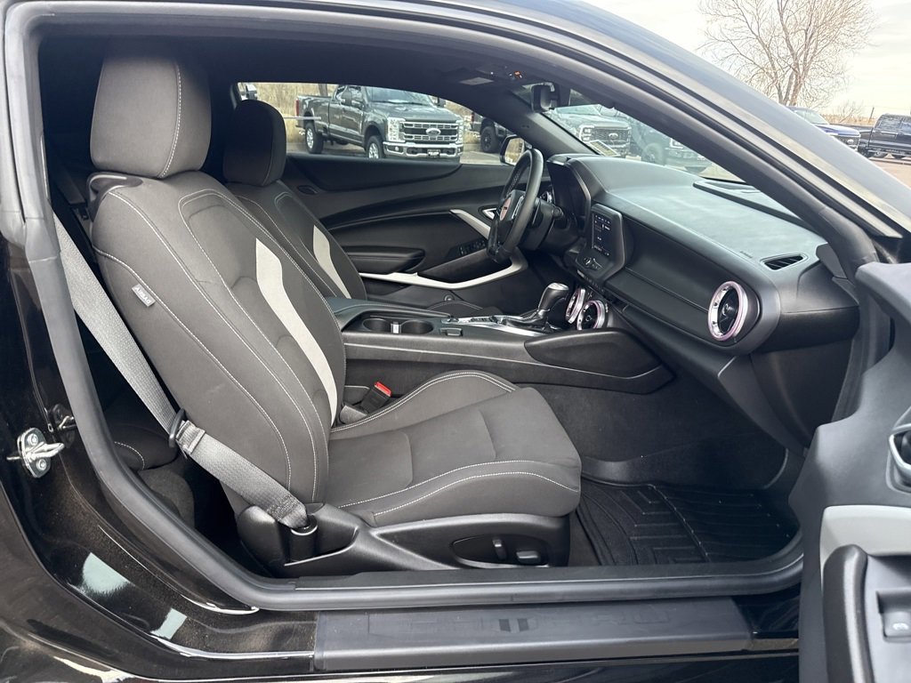 Used 2024 Chevrolet Camaro LT image 21