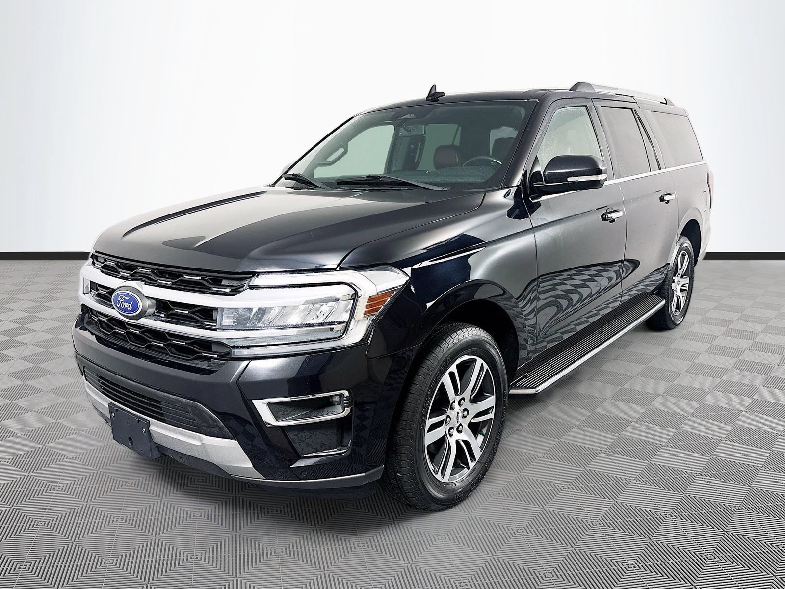 Certified 2023 Ford Expedition Max Limited RWD image 3
