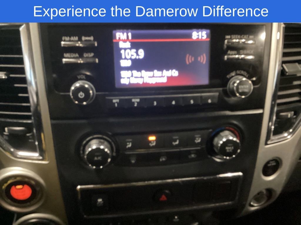 Used 2017 Nissan Titan SV image 20