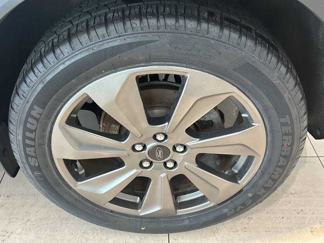 Certified 2024 Ford Escape Platinum image 31