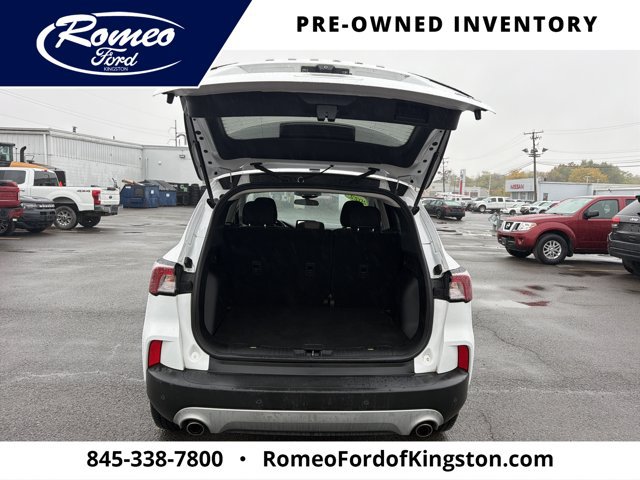 Certified 2022 Ford Escape SE w/ Cold Weather Package AWD/4WD image 30