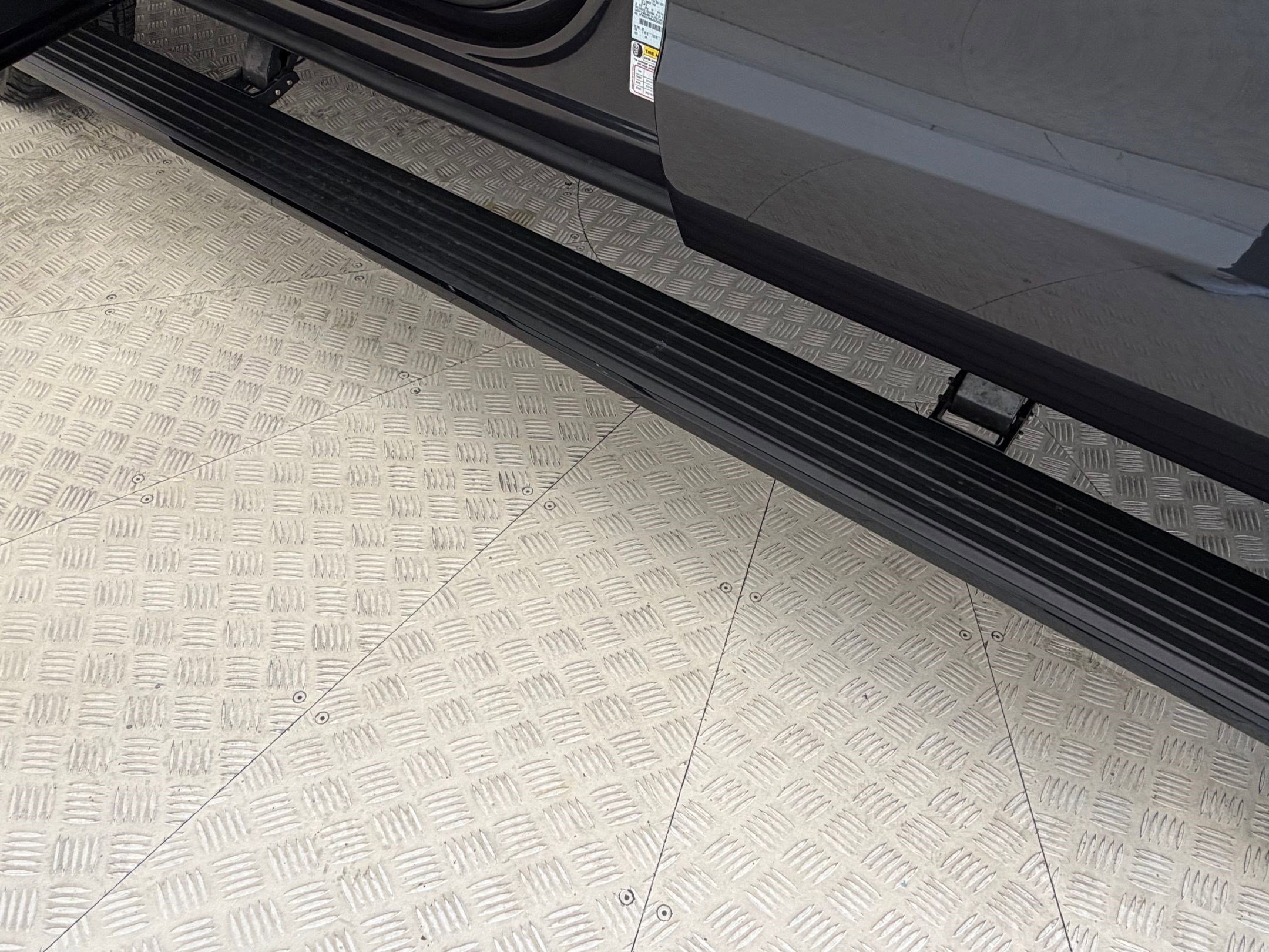 Certified 2025 Ford Expedition Platinum w/ Driver's Package image 31