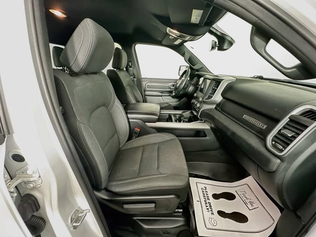 Used 2022 RAM 1500 Big Horn AWD/4WD image 32