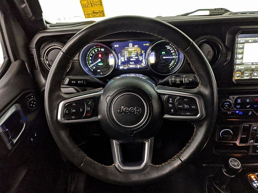 Used 2023 Jeep Wrangler Unlimited Sahara image 8