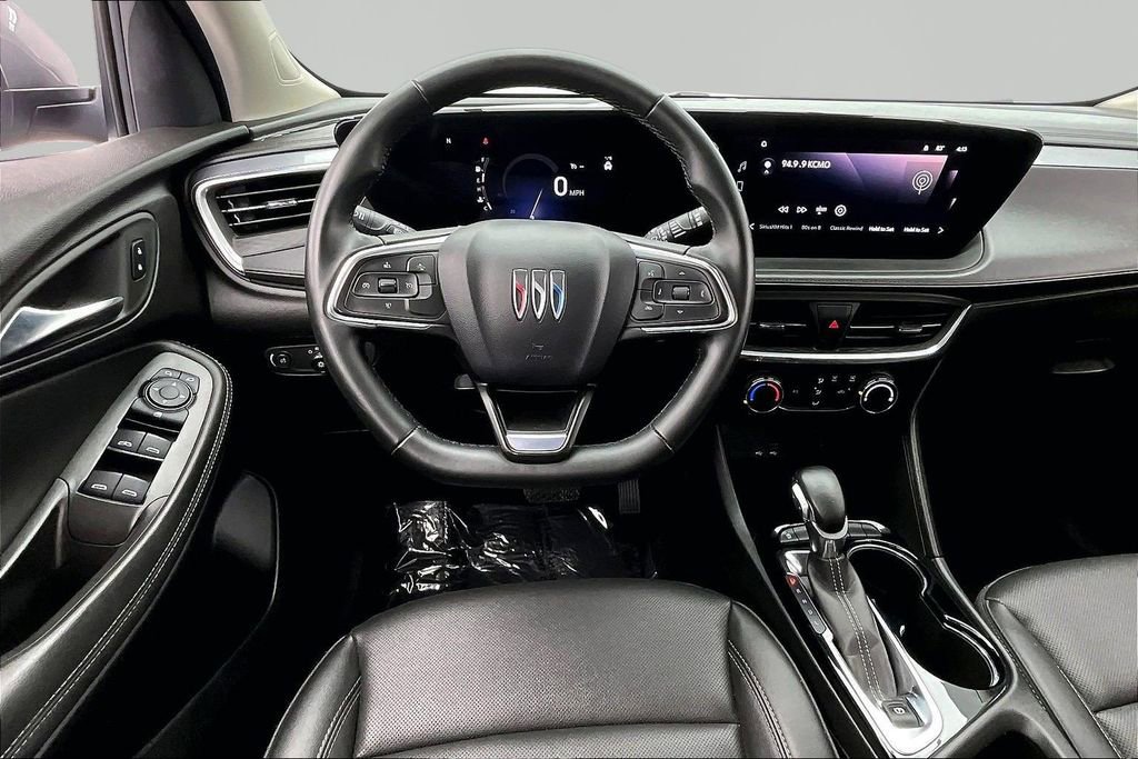 Used 2024 Buick Encore GX Sport Touring FWD image 5