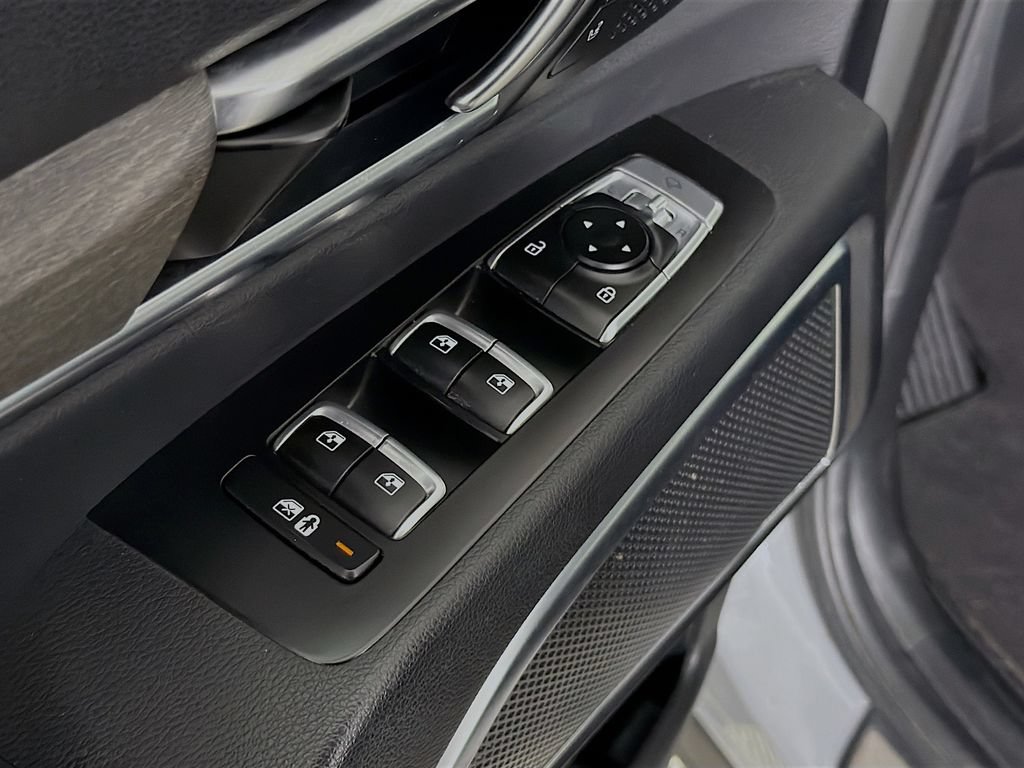 Used 2022 Kia Telluride SX w/ SX Prestige Package AWD/4WD image 23