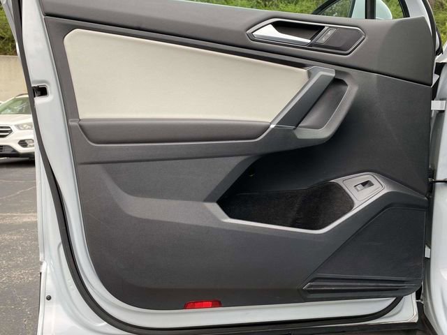 Used 2018 Volkswagen Tiguan SEL image 22