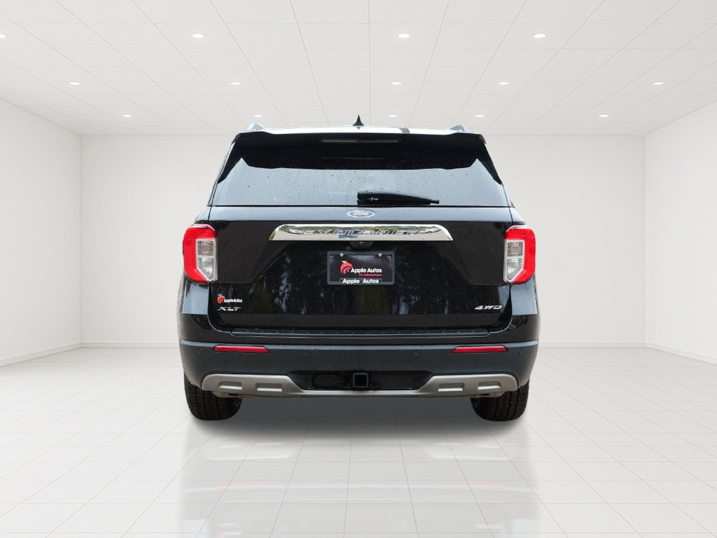 Certified 2023 Ford Explorer XLT AWD/4WD image 5