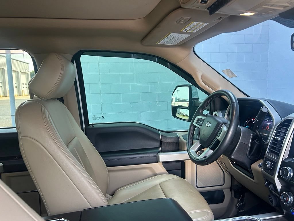 Certified 2021 Ford F450 Lariat w/ Lariat Ultimate Package AWD/4WD image 30