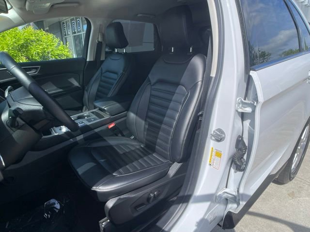 Certified 2022 Ford Edge SEL w/ Convenience Package AWD/4WD image 14