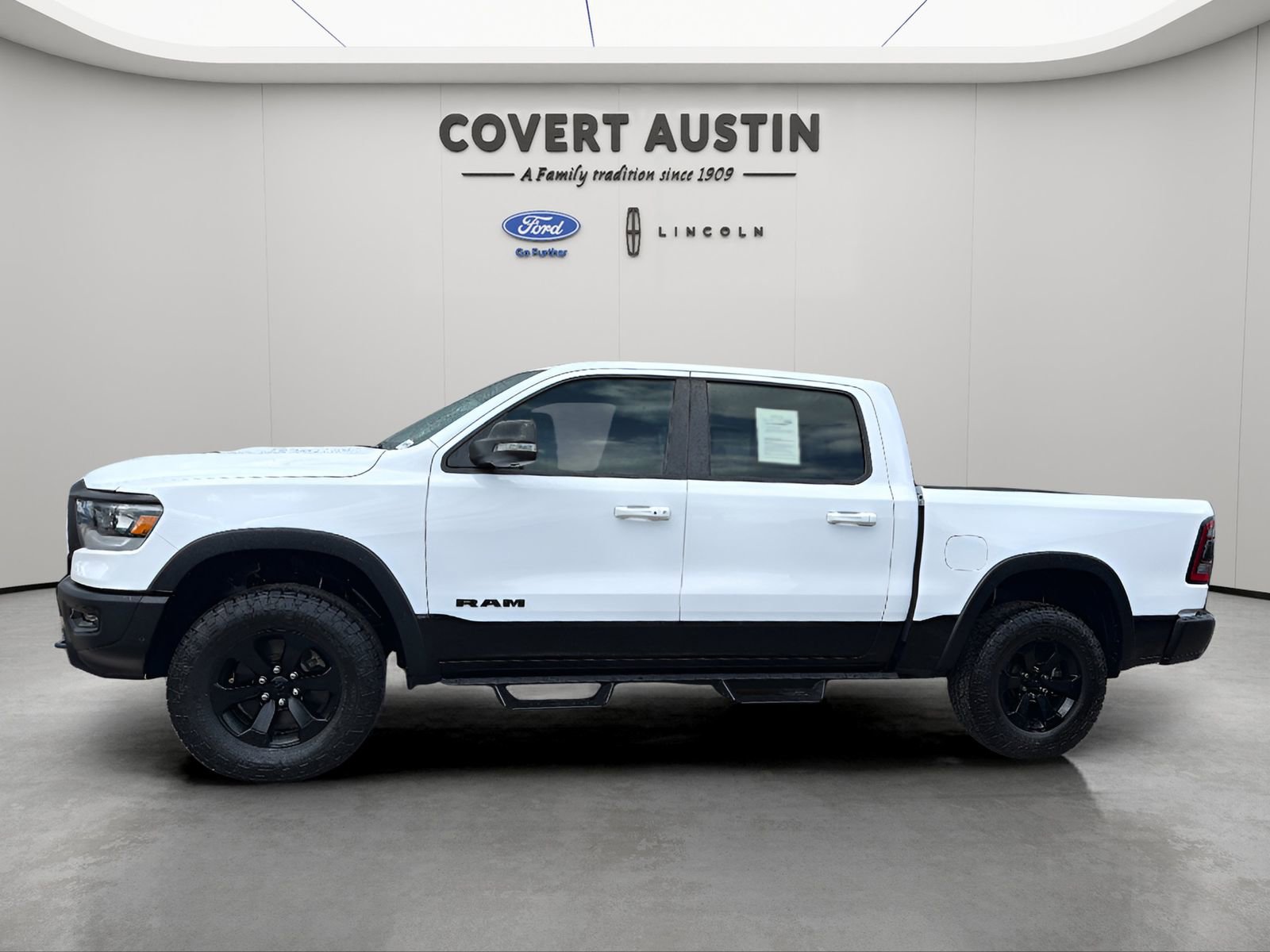 Used 2021 RAM 1500 Rebel w/ Rebel Level 2 Equipment Group AWD/4WD image 2