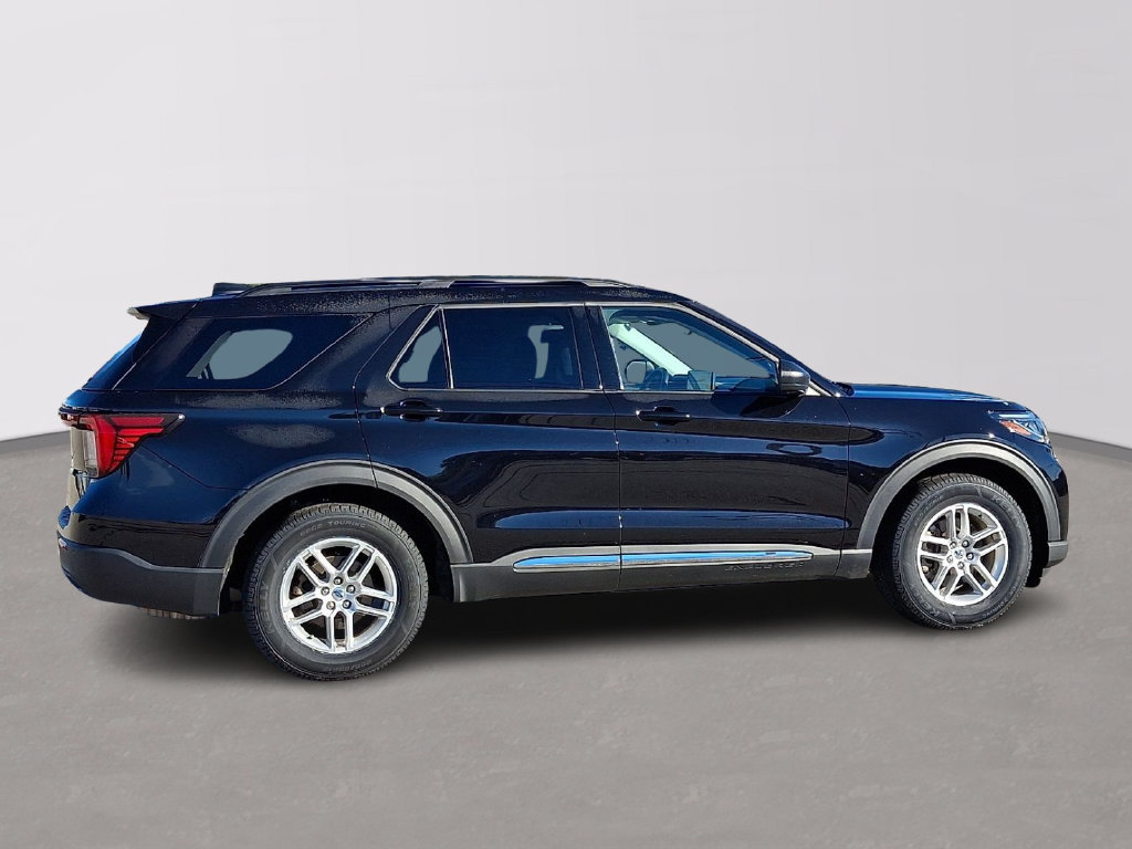 Certified 2025 Ford Explorer Active RWD image 7