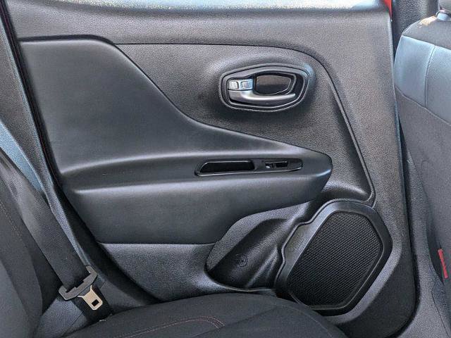 Used 2021 Jeep Renegade Trailhawk image 26